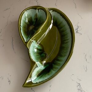 Vintage Santa Anita Ware R-17 Leaf Divided Dish Green Drip Glaze